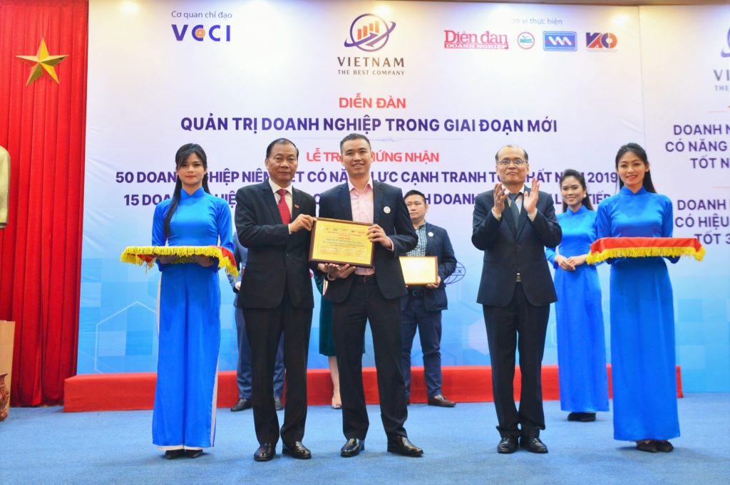 GELEX được vinh danh trong “Top 15 doanh nghiệp niêm yết có hiệu quả kinh doanh tốt nhất 3 năm liên tiếp”