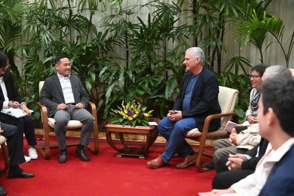 Cuban President Meets with the General Director of GELEX Group