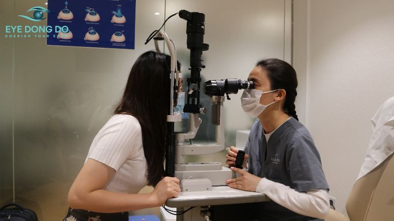 Thăm khám bệnh lý nhãn khoa tại Mắt Đông Đô