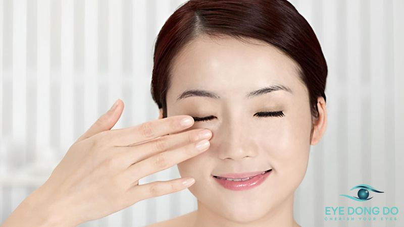 Tập luyện yoga cho mắt