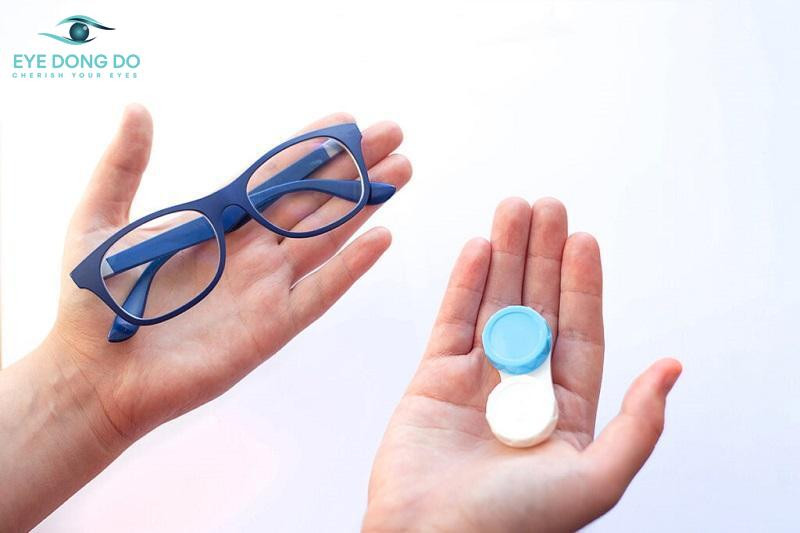 Kính áp tròng thuận tiện cho hoạt động ngoài trời